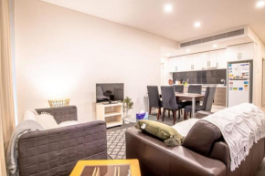 Summercourt - Convenient 1BR w Courtyard & Parking